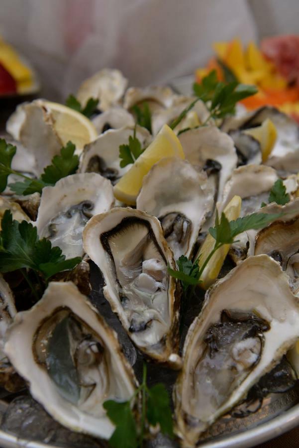 Hotel Ristorante Milton 瓦拉泽 外观 照片